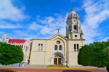 Fototapeta na wymiar Kościół św Franciszka w stolicy Panama
