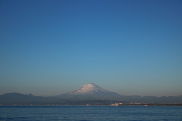 富士山（江ノ島付近から撮影）