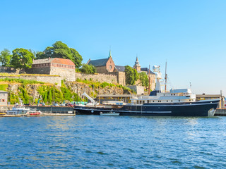 Naklejka premium View of the Oslo Harbour and Akershus Fortress.