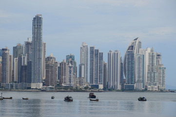 View of Panama City   © robnaw