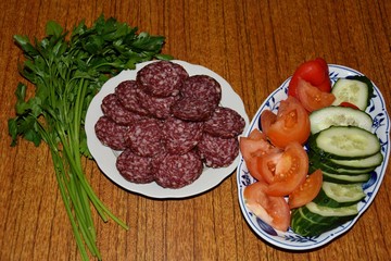 smoked sausage with vegetable sliced