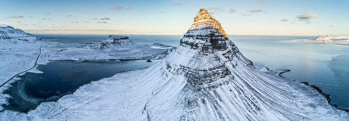Kirkjufell mountain in winter, Iceland - obrazy, fototapety, plakaty