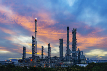 Obraz na płótnie Canvas Oil refinery.