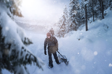 Familie im Winterurlaub