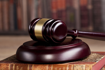 Obraz premium Law and justice concept. Judge`s gavel.