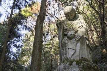 子育地蔵　山賊村