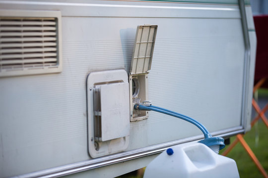 Wassertank bei einem Wohnwagen