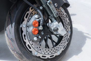 External brake disc of special design on motobike