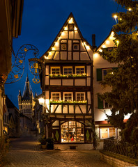 Bad Wimpfen mit Weihnachtsbeleuchtung