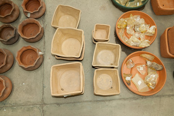 Pots different sizes new for garden.