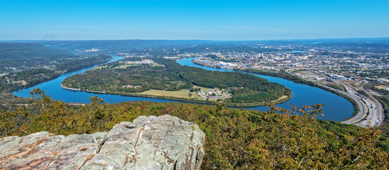 Overlook View Of Moccasin Bend, The Tennessee River And The City Of Chattanooga