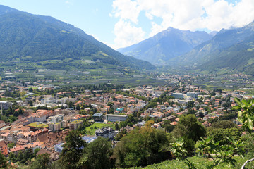 Fototapeta na wymiar Cityscape of Merano and mountain alps panorama in South Tyrol