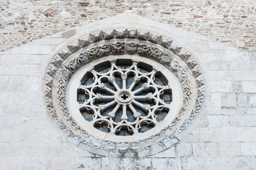 dettaglio del rosone della cattedrale di San Giuseppe a Vasto, Chieti, Abbruzzo