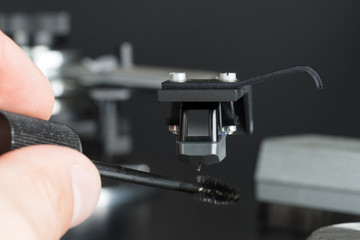 Turntable stylus needle tip cleaning closeup
