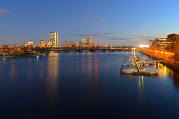 Obraz premium Boston Back Bay Skyline John Hancock Tower and Prudential Center night scenes, viewed from Cambridge, Boston, Massachusetts, USA.