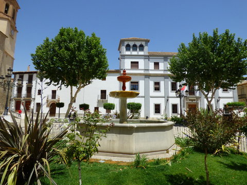 Baza es una ciudad y municipio español situado en el noreste de la provincia de Granada, en la comunidad autónoma de Andalucía