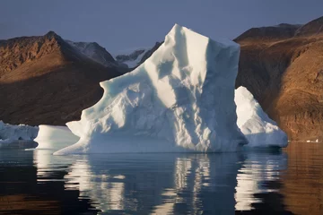 Foto auf Acrylglas Eisberg in Scoresbysund - Grönland © mrallen