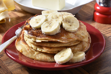 Amaranth pancakes with banana