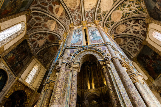 Interior of the Tomar's Knights Templar Round church decorated with late Gothic painting and sculpture.