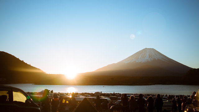 初日の出 の画像 14 046 件の Stock 写真 ベクターおよびビデオ Adobe Stock