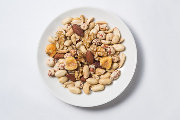 ミックスナッツ