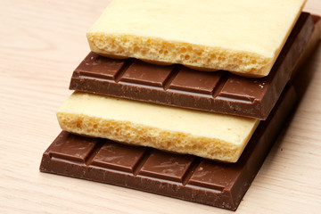 stack of dark and white chocolate macro