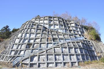 崖地のコンクリート擁壁