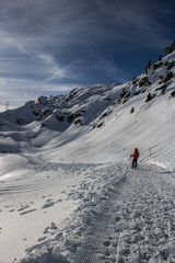 Bild einer Schneeschuhwanderung im Wallis