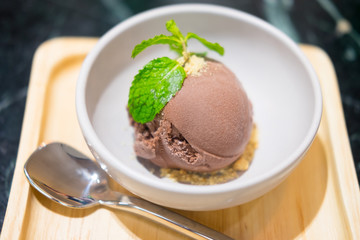 Dark chocolate ice cream