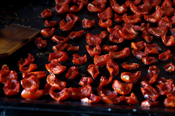 Tomatoes dried in house conditions