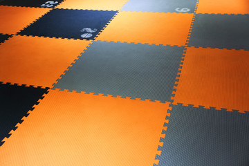  5mm Pre-Cut Rubber foam colorful tiles jigsaw pattern Underlayment Soundproof dancing Floor