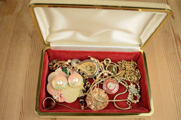Vintage Jewellery Collection in Jewellery Box