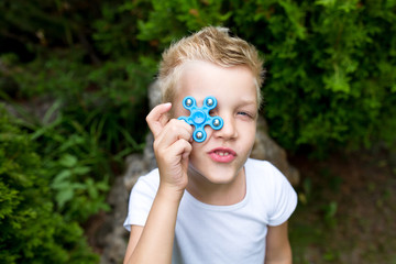boy with spinner