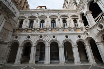 Fototapeta na wymiar Arches of the interior of an Italian Basilica. 