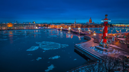 Fototapeta na wymiar The city of St. Petersburg in Russia. View of the Neva River. Winter Petersburg. Russia.