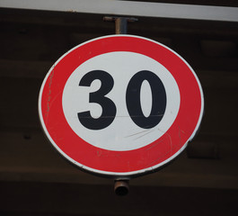 maximum speed sign