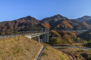 Fototapeta na wymiar 2016年秋の八ッ場ダム予定地の風景
