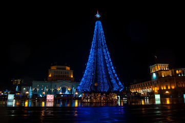 Fototapeta na wymiar Yerevan central squire new year 