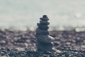 積み上げられた石