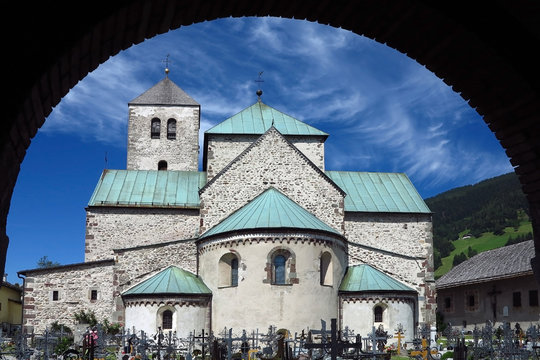 Stiftskirche von Innichen, S&uuml;dtirol, Italien