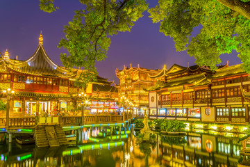 Fototapeta premium Shanghai City God Temple night