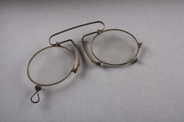 old googles glasses