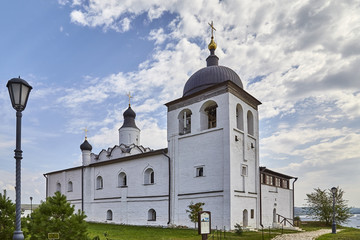 Город-остров Свияжск. Богородице-Успенский мужской монастырь