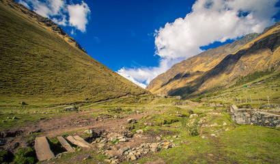 valley salkantay trail peru