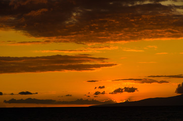 Fototapeta na wymiar Summer Sunset over the Pacific
