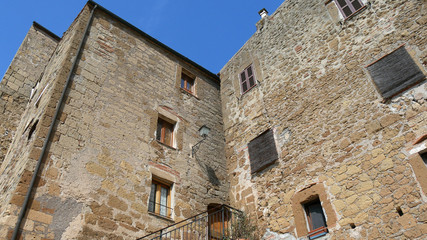 Fototapeta na wymiar Vicoli di Pitigliano in Toscana