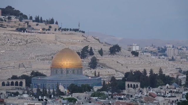 Day to night time lapse of the Dome of the Rock