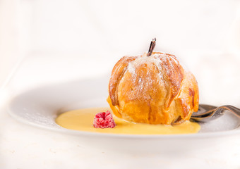 apples in puff pastry with english cream