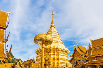 Fototapeta premium Wat Phra That Doi Suthep is tourist attraction of Chiang Mai, Thailand, golden pagoda.