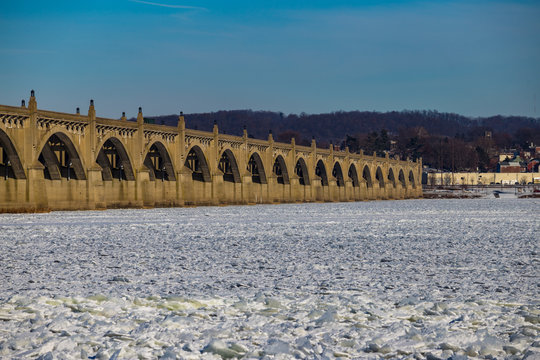 Frozen Susquehanna River Wrightsville PA